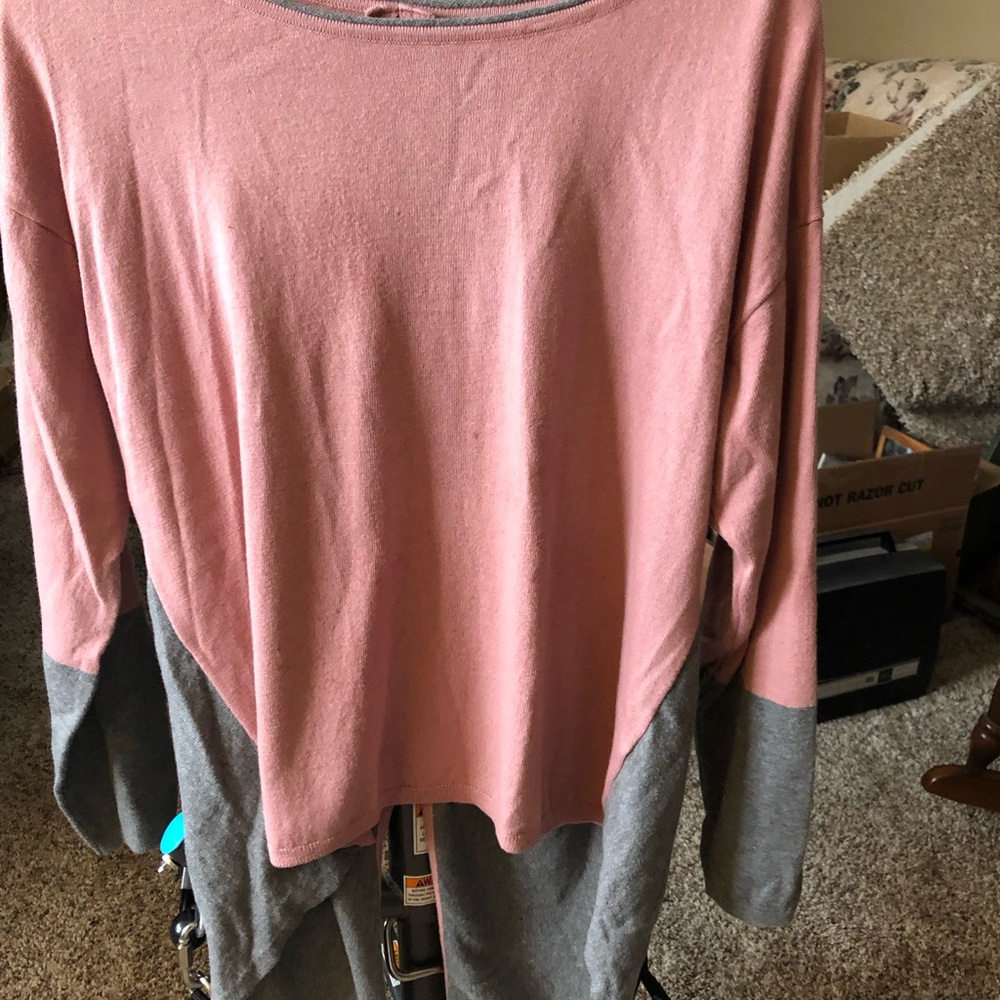Tuxedo back sweater